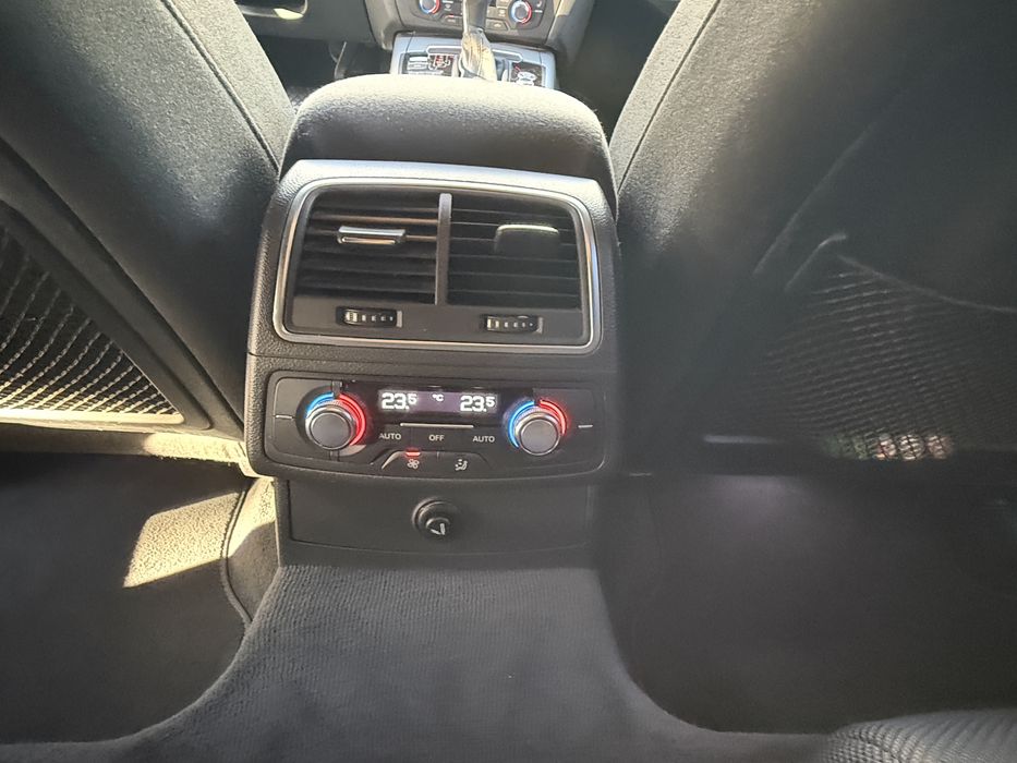 Audi A6 3.0TDI 245cp 2012