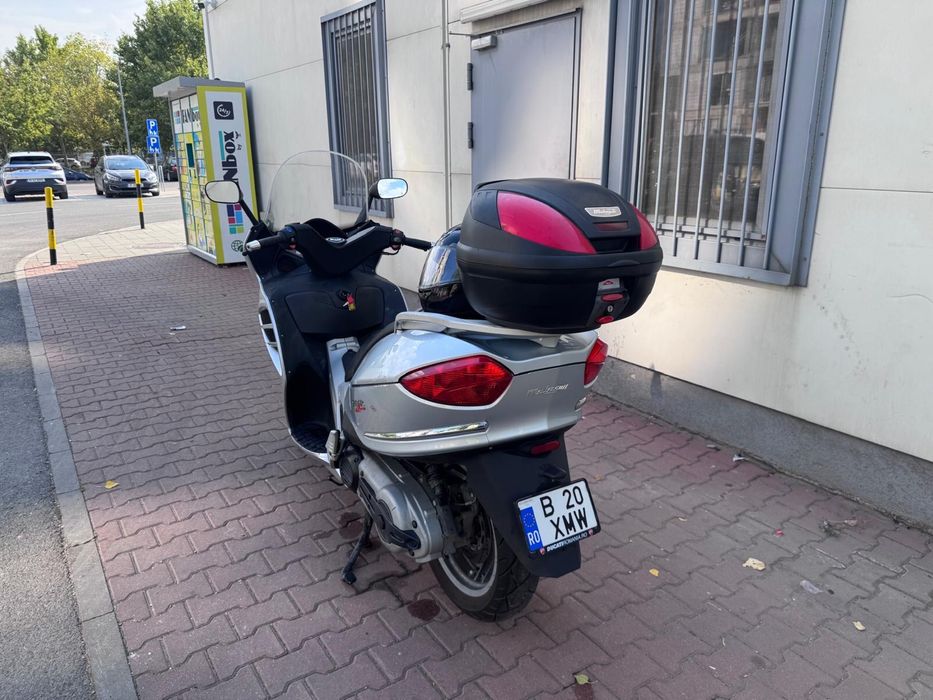 Malaguti Spidermax GT500 Maxi Scuter