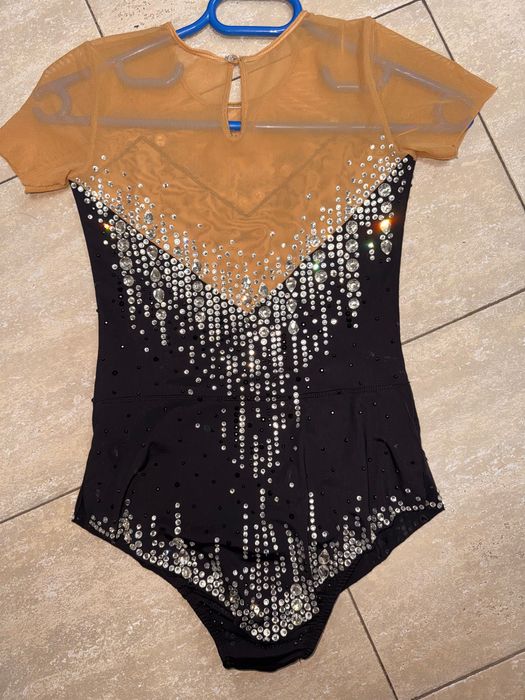 Трико за художествена гимнастика