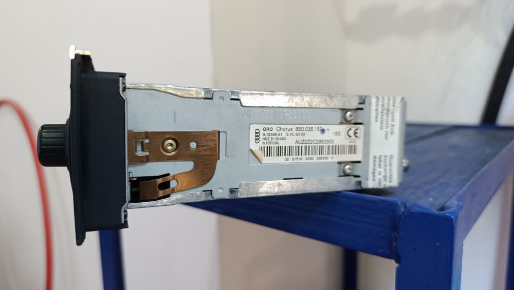 Радиокасетофон за Audi A4 B6