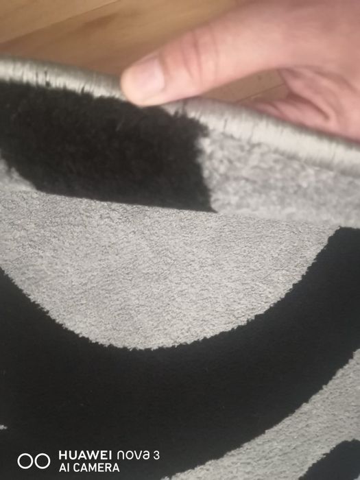 Продам ковёр в отличном состоянии