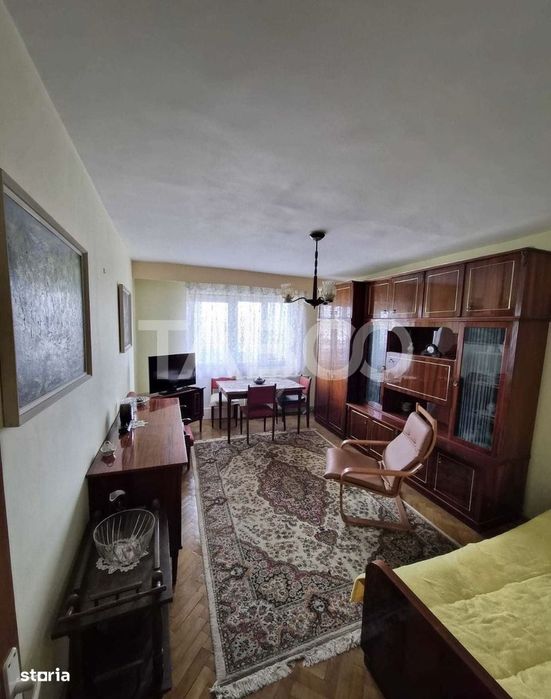 Apartament cu 3 camere decomandate de vanzare in cartierul Manastur