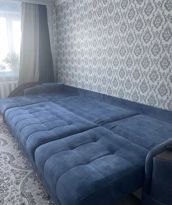 Продам диван в гостиную