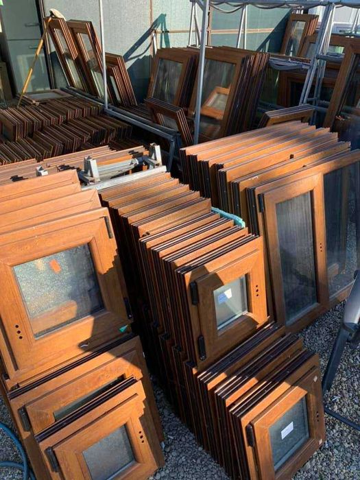 ferestre termopan stejar auriu noi