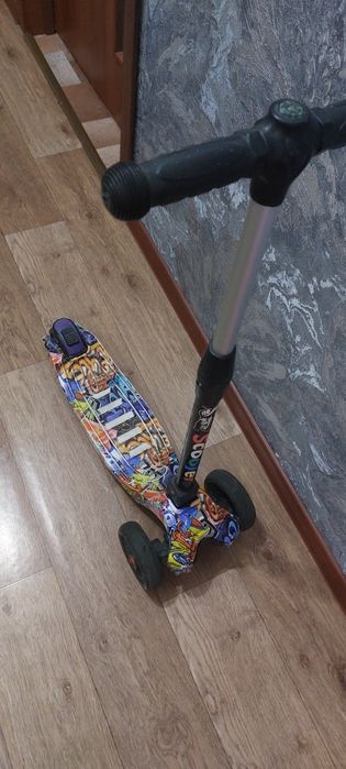 Продам детский самокат