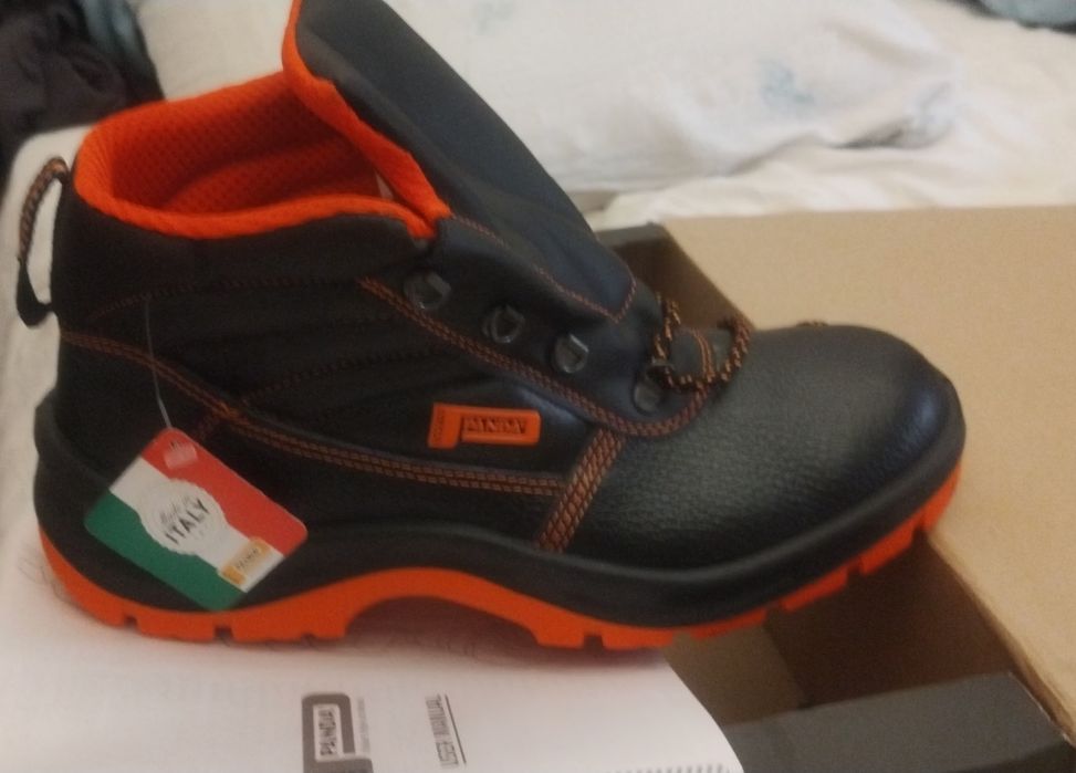 Италиански работни обувки