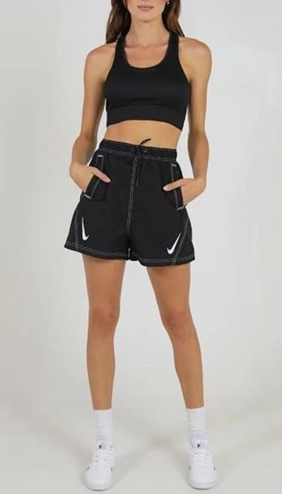 Дамски къси панталонки Nike - размери XS и S