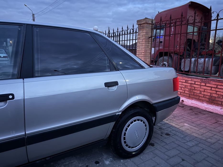 Продается Audi 80