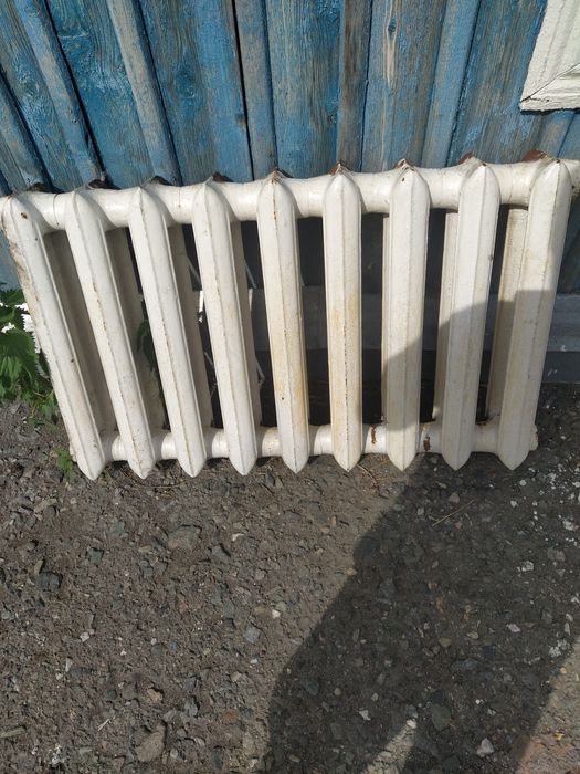 Продам радиаторы отопления.