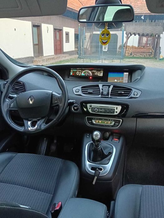 Renault Scenic 3 bose