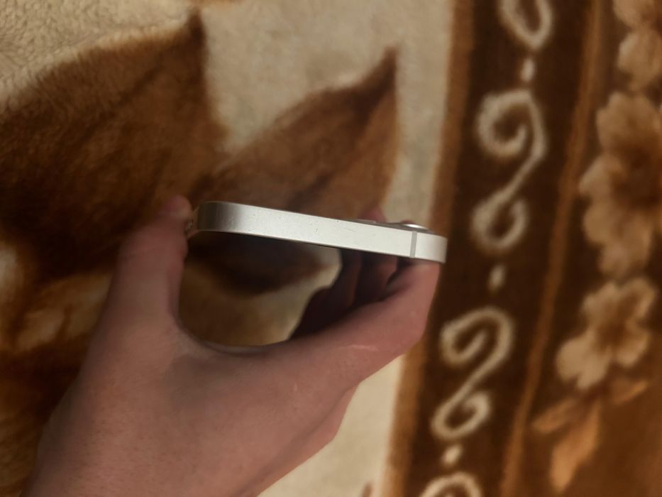 Айфон 13 128 гб срочно