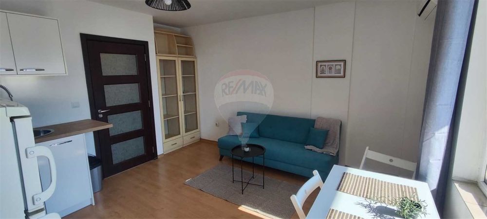 Дава се под наем Двустаен апартамент в Варна, Колхозен пазар - 60 кв.м за 357 € - Снимка #1