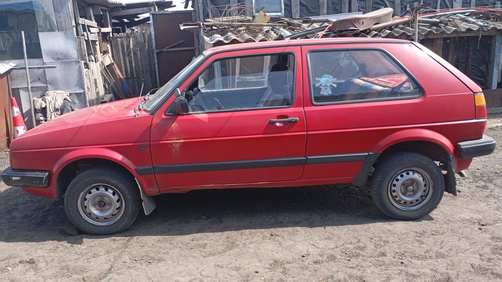 Продам volkswagen golf 2 объём 1.8