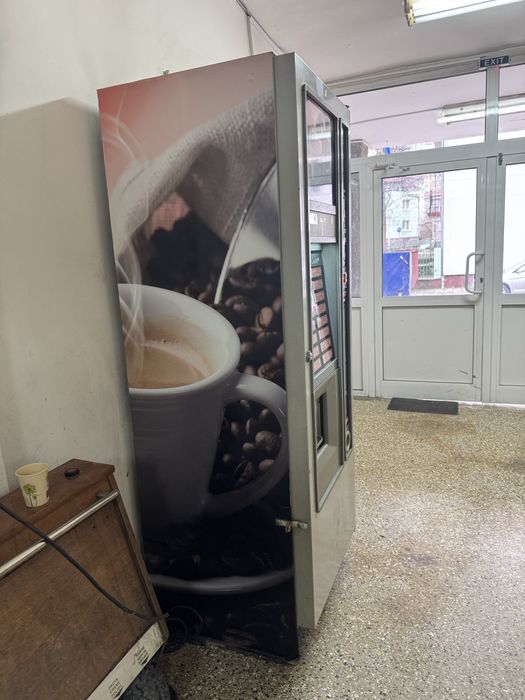 Вендинг машина Зануси Спацио