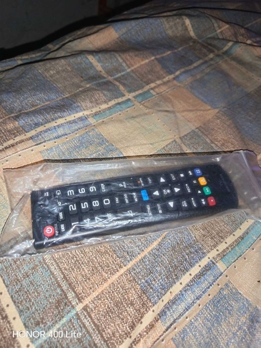 Телевизор LG FULL HD SMART 32"