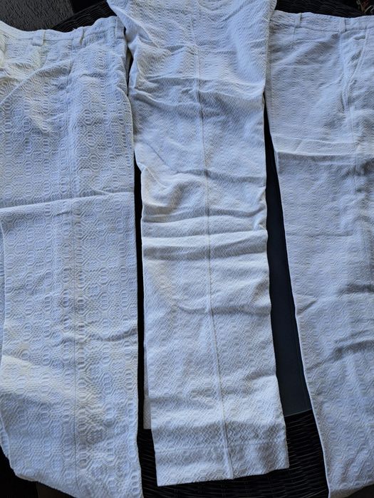 Vând cămăși tradiționale și ițari bărbătești