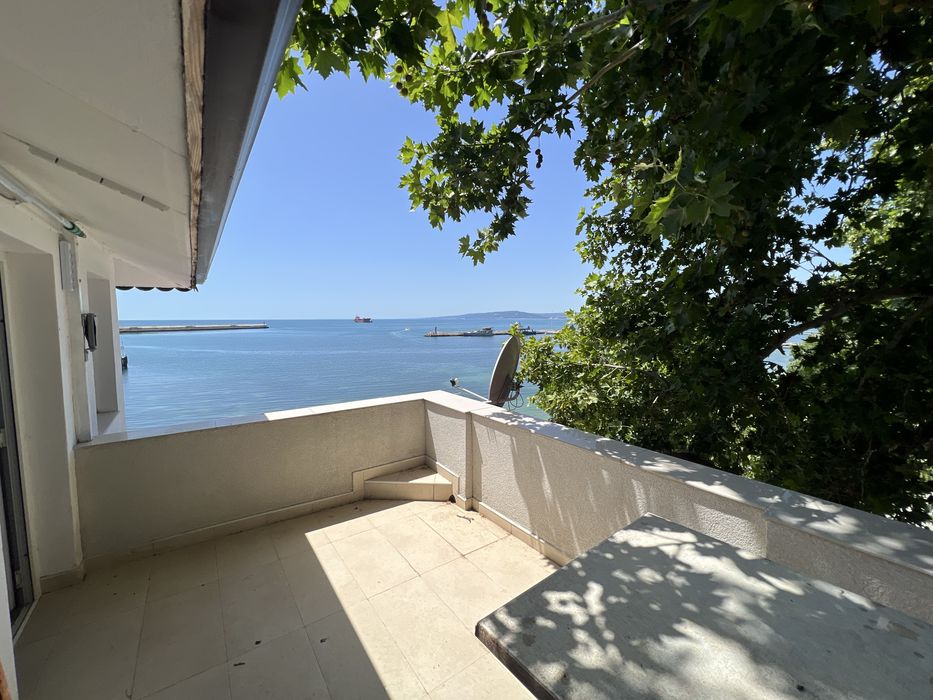 Дава се под наем Етаж от къща в Балчик - 200 кв.м за 229.5 € - Снимка #15