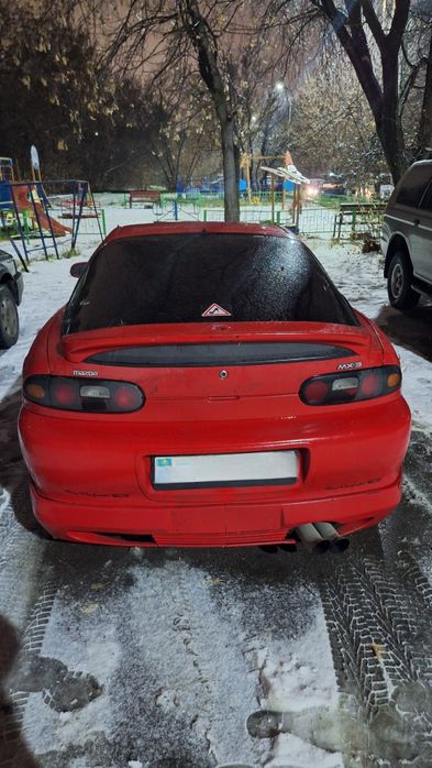 Продам mazda MX-3