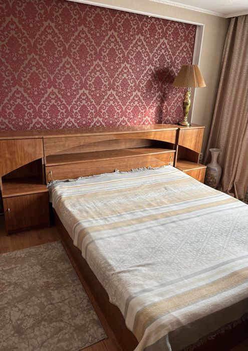 Спальный гарнитур