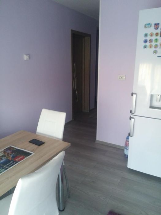 Proprietar vand apartament cu 3 camere zona Lipovei
