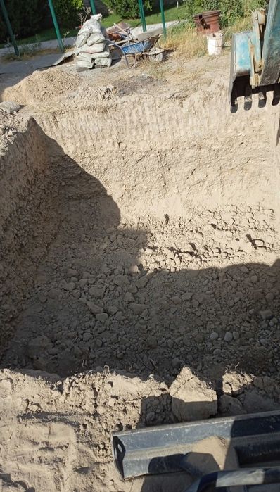 Экскаватор мини Тараз водопровод канализация