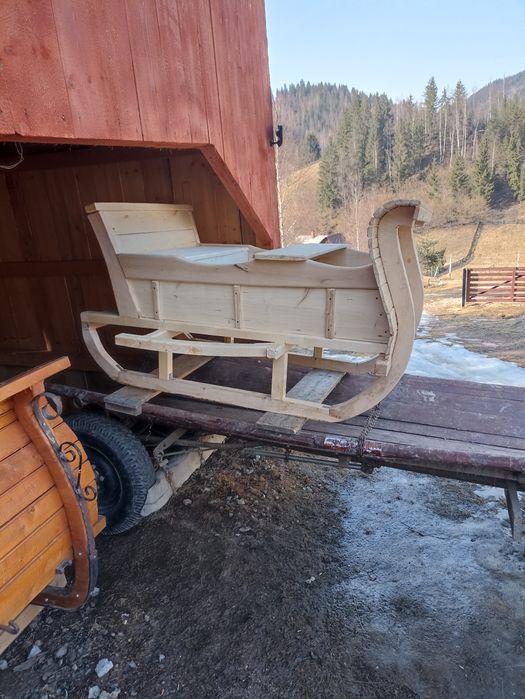 De vânzare sanie făcută din lemn de mesteacan