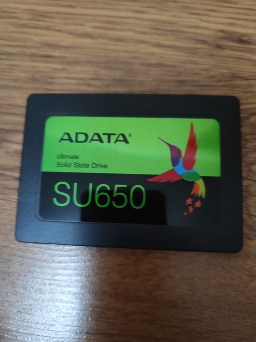 Ssd диск 240 gb.