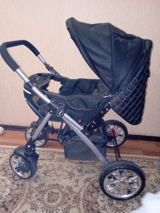 Болалар коляскаси