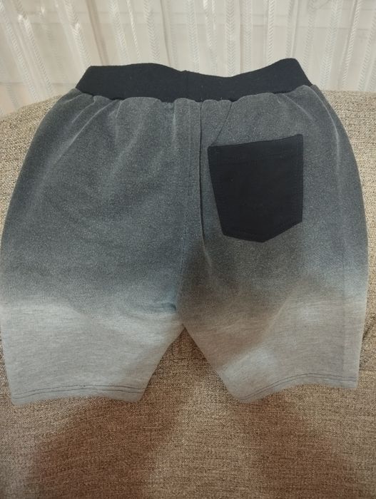 Pantaloni scurți băieți mărimea 134