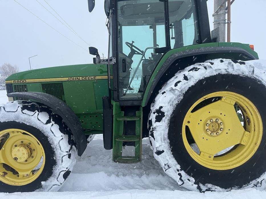 Tractor john deere 6800