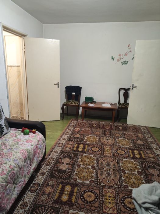 Vand apartament 2 camere