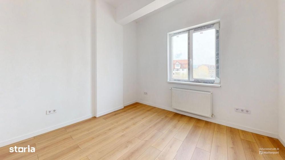 Ap decomandat, 2 camere si balcon , finisat la cheie — fotografia 3