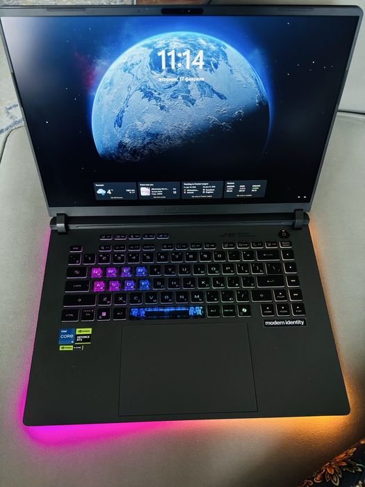 Продам ноутбук ASUS ROG STRIX G16