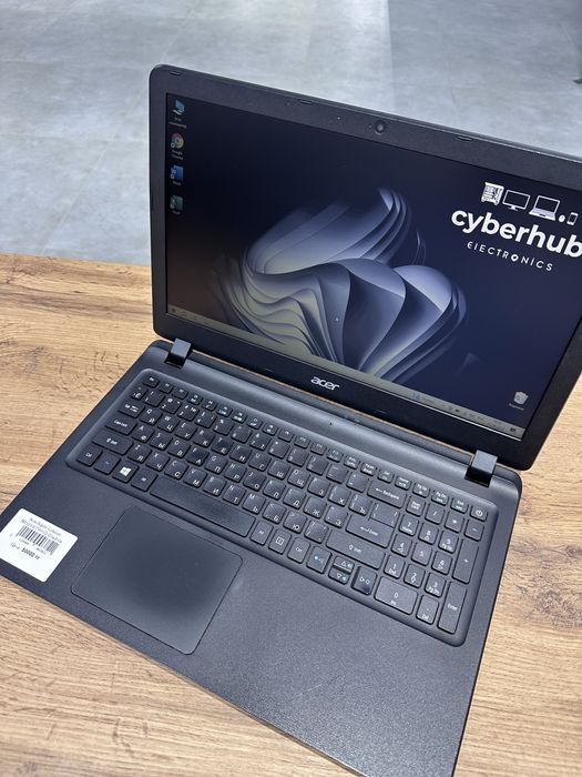 Офисный ноутбук Acer Aspire