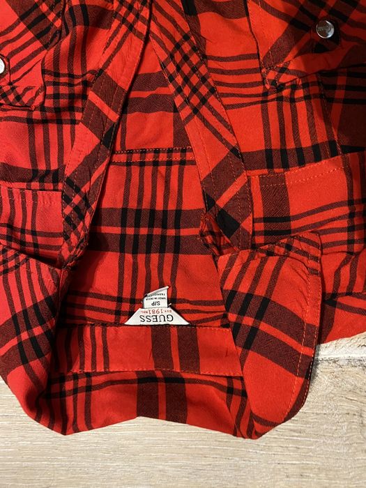 Риза Guess каре дълга