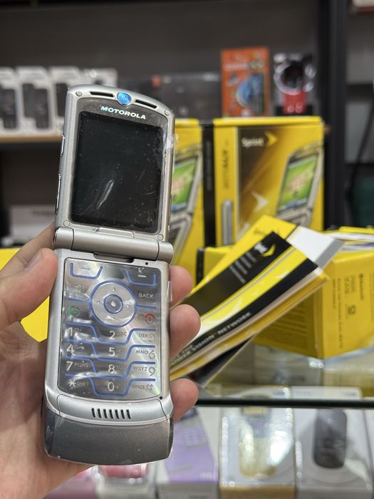 PERFECTUM MotoroLa Razr Sprint V3 ORIGINAL 100%