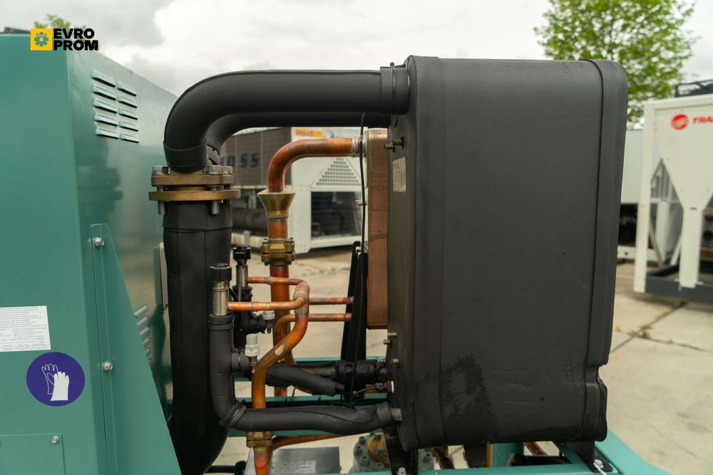 Chiller răcit cu apă YORK YCSE0181 – 180 kW | water cooled chiller price | Stare Excelentă