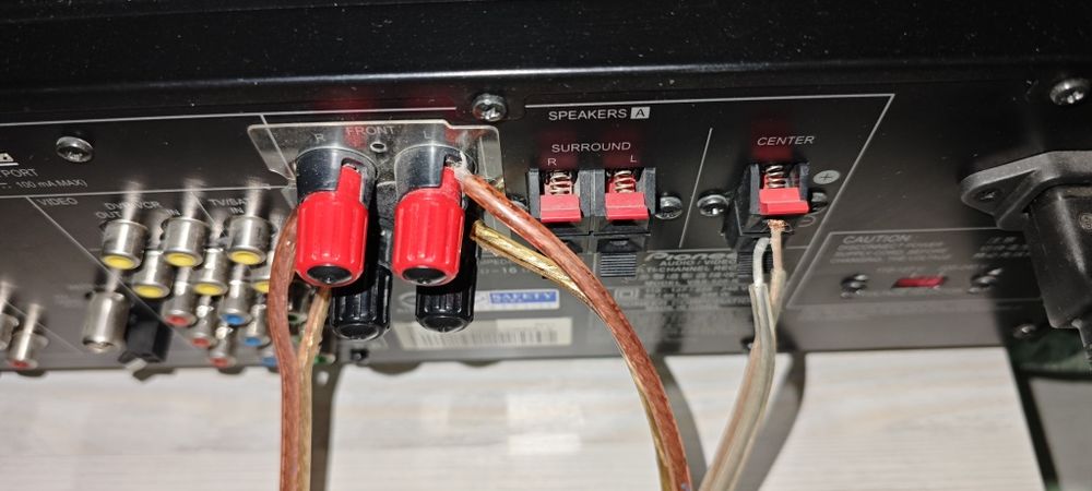 Pioneer receiver vsx 520 + Microlab pro3