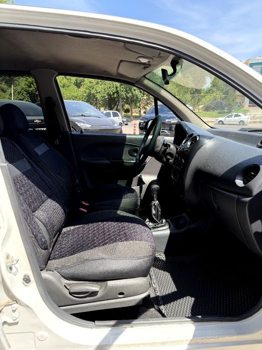 Matiz 3 tali 
Yili 2014 
Probeg 250.000
Kraska 4 ta detal 
Mator xodov