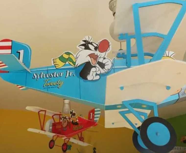 Детски полилей самолет "Шантави рисунки" (Looney Tunes)