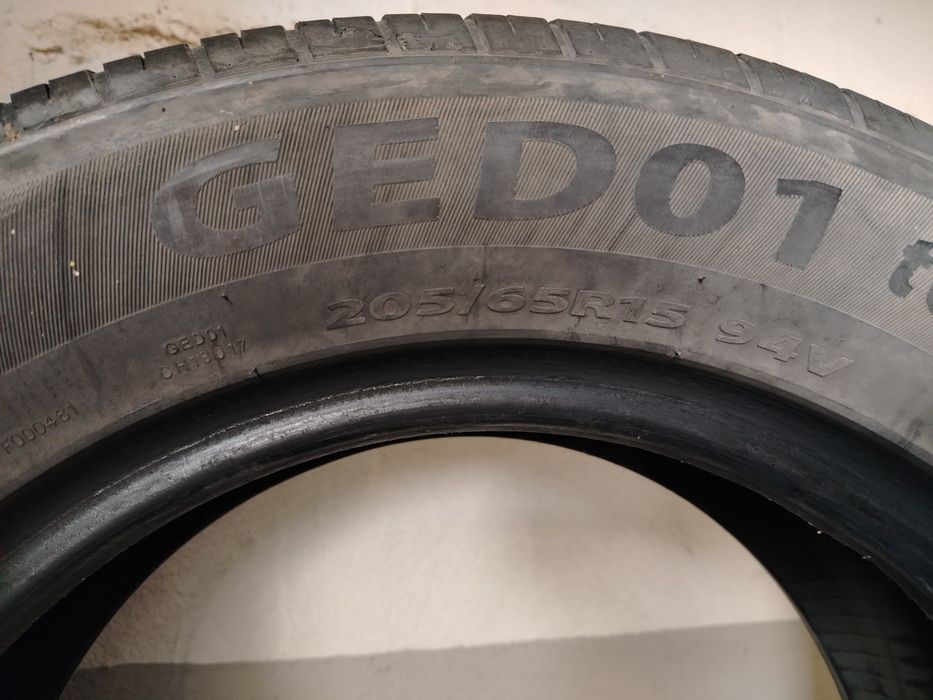 Балон бу 15 прадаетса по сто тиячи. Общий 800.000 чут чут уступка ест