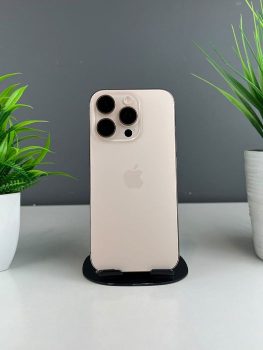 Телефон Apple iPhone 16 Pro 256GB