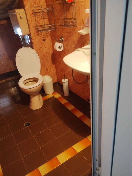 Дава се под наем Тристаен апартамент в Казанлък - 80 кв.м за 178.5 € - Снимка #4