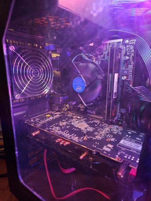 Vând Pc gaming i5 6400  Rx 570 4 gb su conplet pc