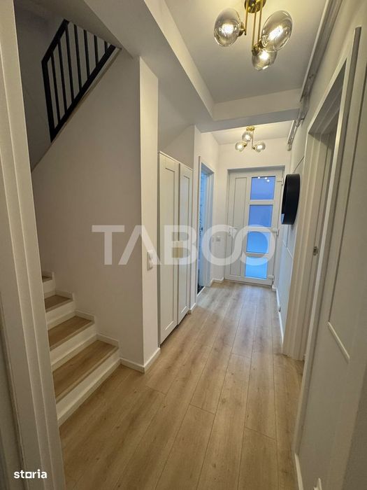 Casa cu 4 camere la cheie terasa panoramica si curte in Floresti