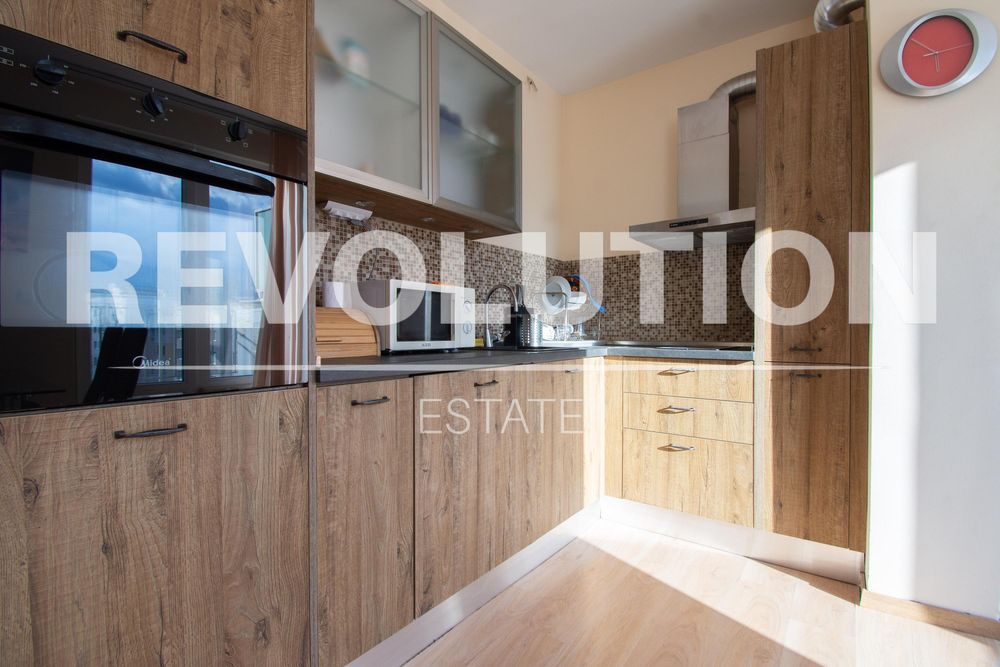 Дава се под наем Четиристаен апартамент в София, Младост 1А - 150 кв.м за 1000 € - Снимка #4