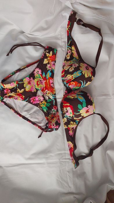 Купальники женские