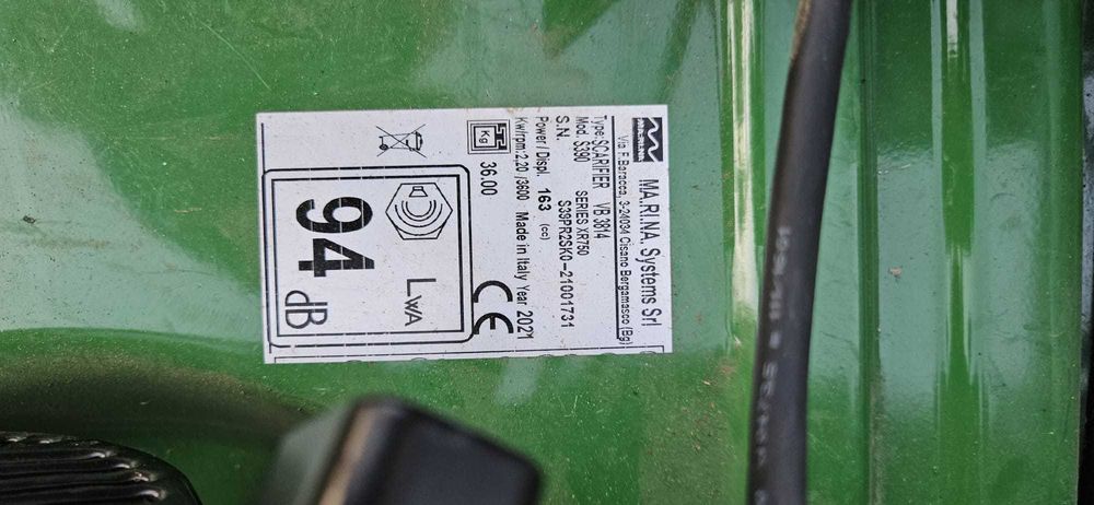 Masina tuns scarificator iarba gazon Honda hrx 537