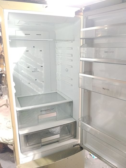 Холодильник рабочий