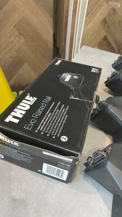 Thule Evo Clamp 710500 - Picior de prindere pentru barele transversale Thule EVO + KIT Toyota CHR model nou